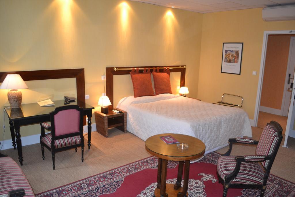 Hotel De France Libourne Δωμάτιο φωτογραφία